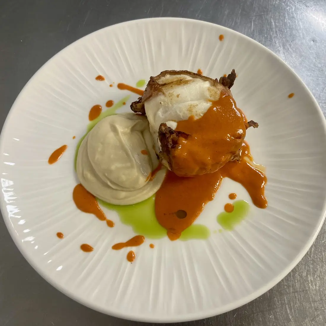 Rape gallego con crema de periquitos